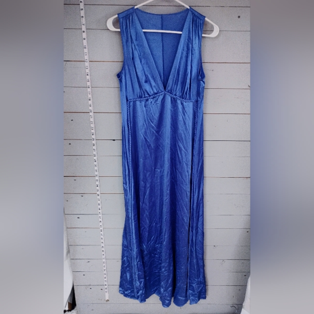 Vanity Fair Blue Sleeveless V-Neck Maxi Gown